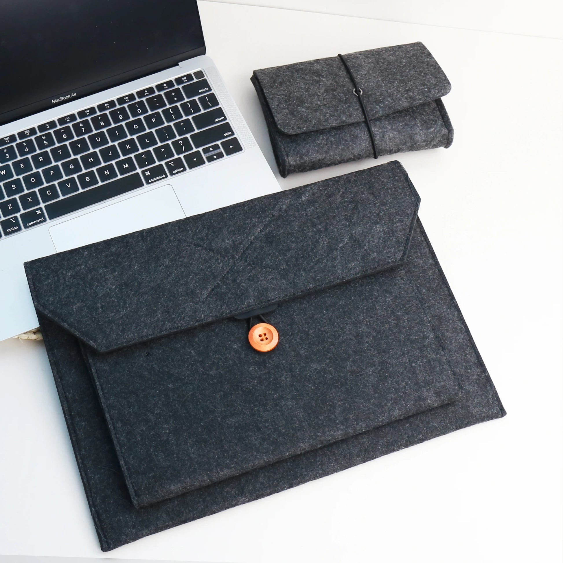 Sacoche pour ordinateur portable en feutre de laine